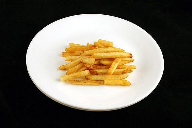 Different Foods 200 Calories Fries