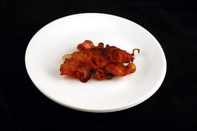 Different Foods 200 Calories Bacon