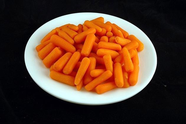 Different Foods 200 Calories Carrots