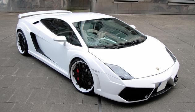 White edition Lambo