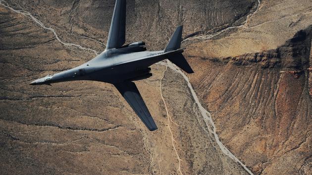 B-1 Lancer HD Wallpaper