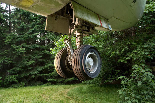 Front gear of the airplane home