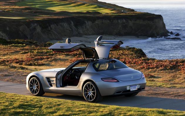 Mercedes SLS