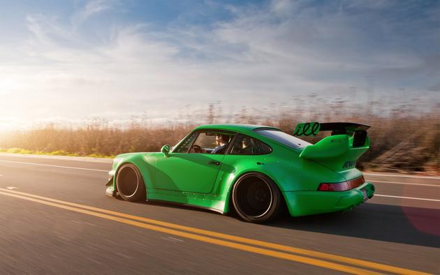 Porsche 964 RWB