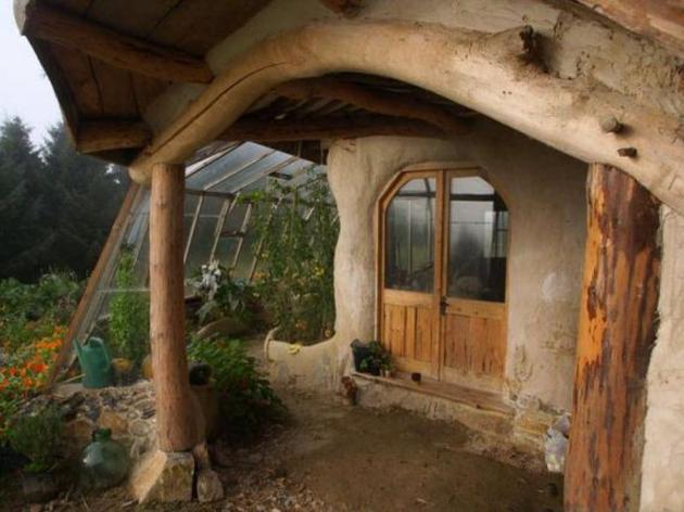 build a hobbit house