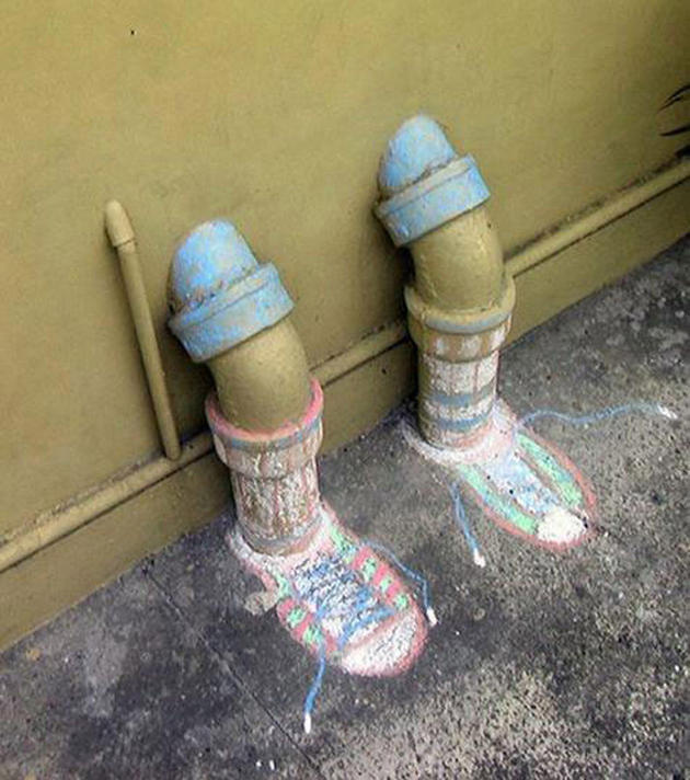 Cool pipe graffiti