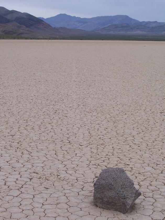 Sailing rocks in death valley