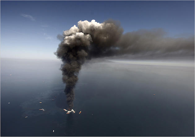 Burning BP Platform Gulf of Mexico