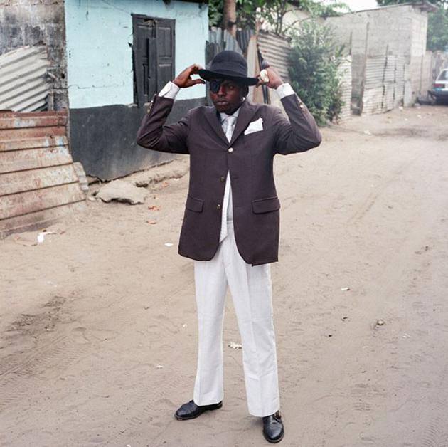 Stylish outfits of congo men photographed by Francesco Giusti