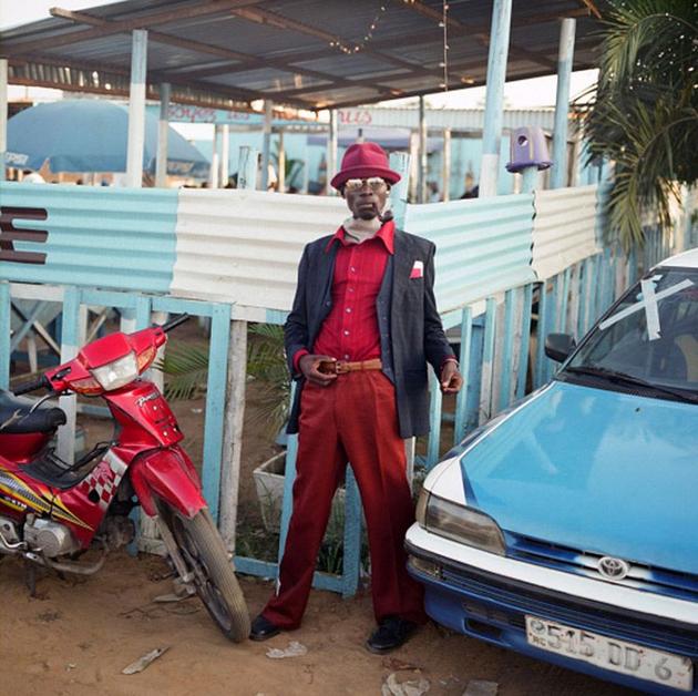 Stylish outfits of congo men photographed by Francesco Giusti