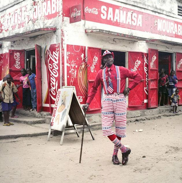 Stylish outfits of congo men photographed by Francesco Giusti