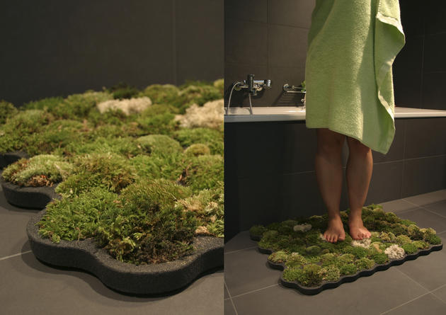 Moss bathroom rug