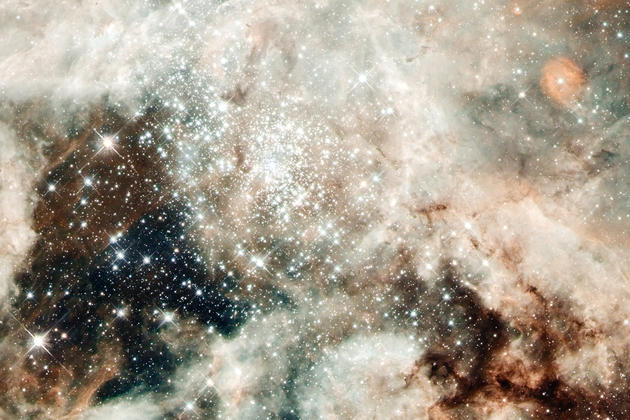30 Doradus Hubble