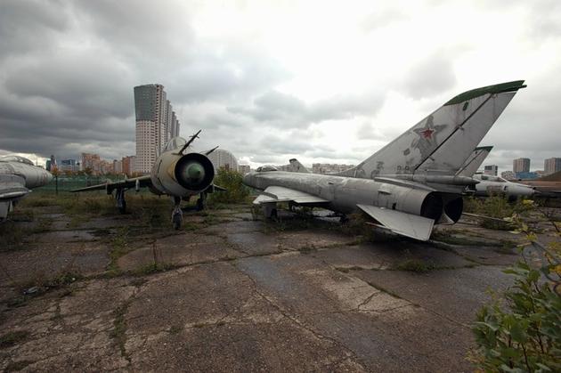 Abandoned airplanes