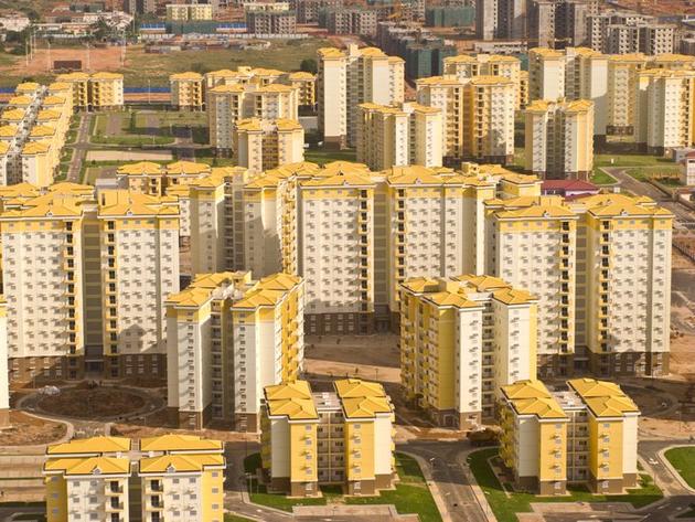 Empty city in Angola, Kimbala