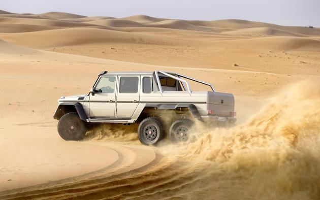 Mercedes G63 AMG Drifiting in the Desert Wallpaper