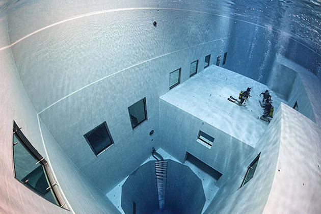 Nemo 33 Deepest pool in the world