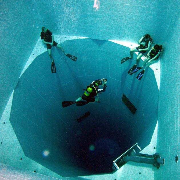 Nemo 33 Deepest pool in the world