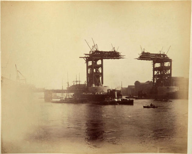 London Tower Bridge Construction