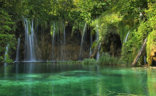 Plitvice Lakes National Park - Lika, Croatia | I Like To Waste My Time