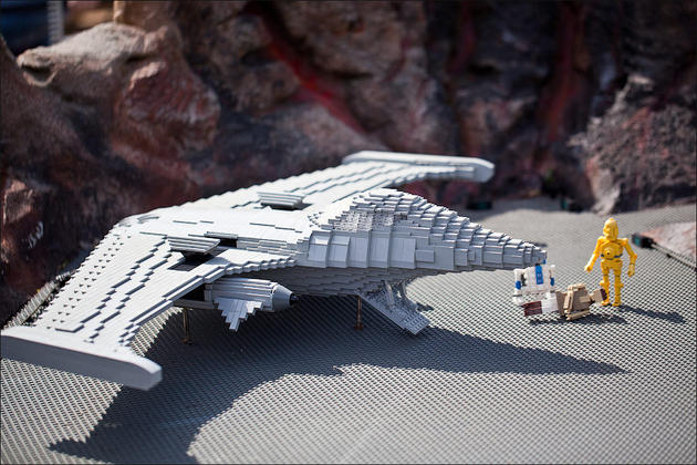 Star wars recreations made from Lego