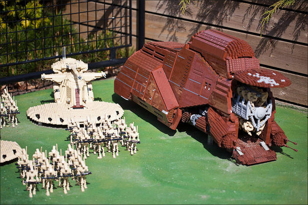 Star wars recreations made from Lego