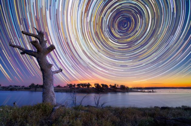 Australian Startrails by Lincoln Harrison