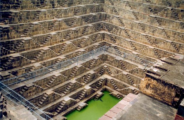 Chad Baori in India Stairwell