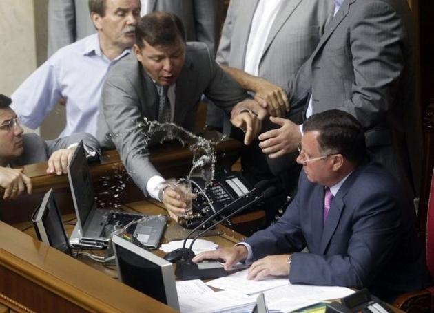 Fighting in the Ukrainian Parliament