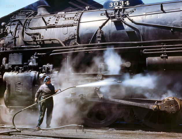 Cleaning a steam engine train