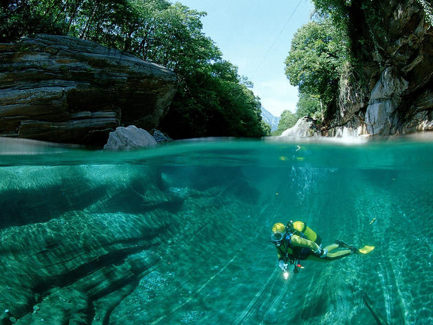 Amazing diving location Switzerland
