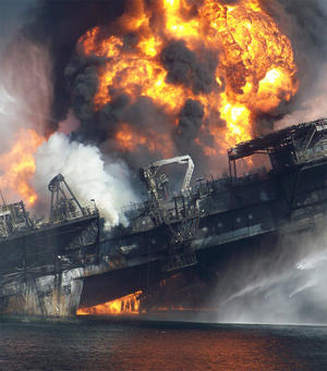 Burning BP Platform Gulf of Mexico