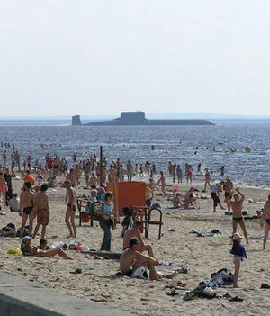Public beach submarine