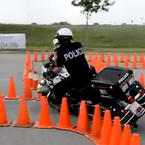 Amazing police officer motorcycle skills