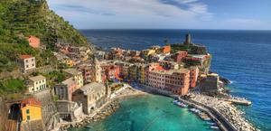 Beautiful Coast of Italy Cinque Terre Wallpaper