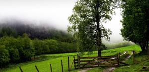 HD Mac and PC Wallpaper of a Ranch in the Cliffs