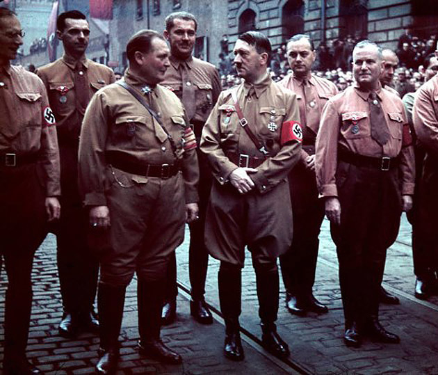 30 Restored Photos of Nazi Germany from LIFE Archives | I Like To Waste